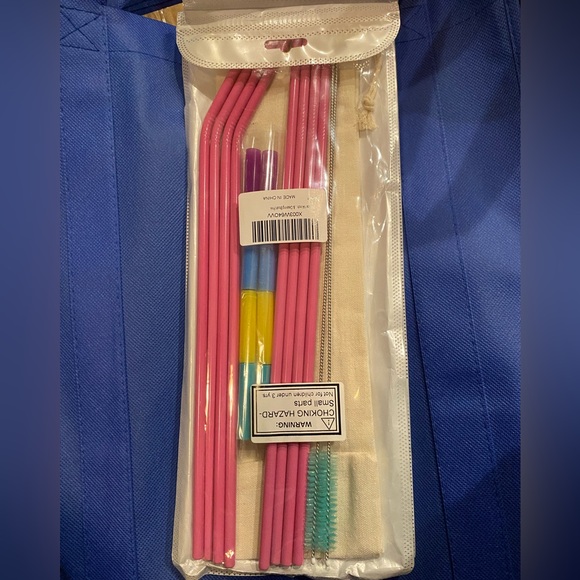 8-Pieces Stainless Steel Cocktail Straw Set,complete w/2 cleaning brushes & tips - Picture 2 of 2